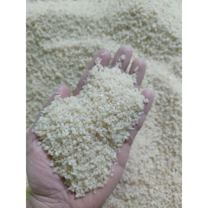 

Makanan Tradisional Oyek/Leyeh/Tiwul kering