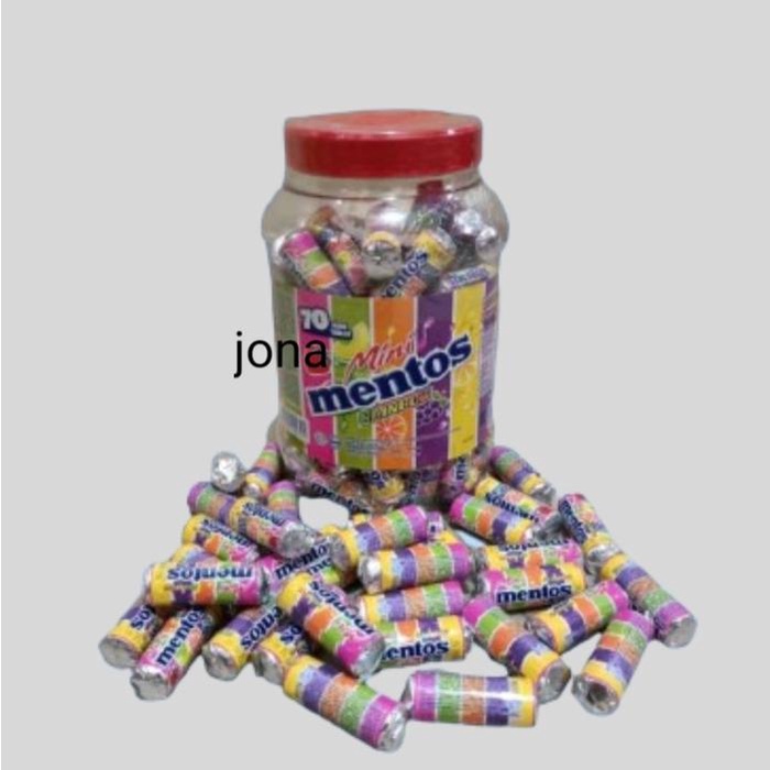 

terbaru !!! mentos mini roll rainbow permen toples isi 70 roll ready