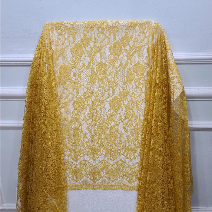 

BAHAN KAIN BROKAT SEMI PRANCIS 270 CM X 150 CM