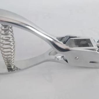 

Promo ( Promo ) Pembolong Id Card Slot Punch E101 Etona Alat Stainless Cod