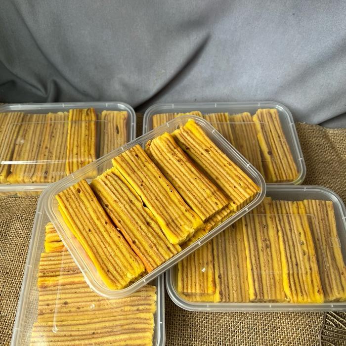 

Potongan pinggiran lapis premium tanpa tepung 350gr