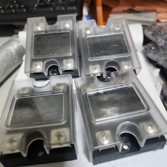 SSR COSMO KSD240AC8. SOLID STATE RELAY. READY ORIGINAL GARANSI TERMURAH