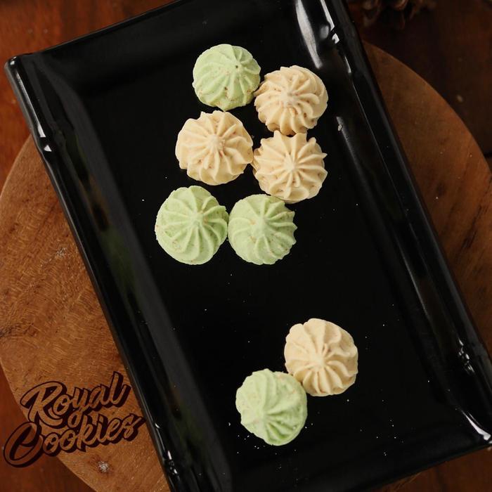 

JTTOP" SAGU KEJU SUSU PREMIUM KUE KERING KUKER COOKIES LEBARAN TOPLES TABUNG KUE RAYA