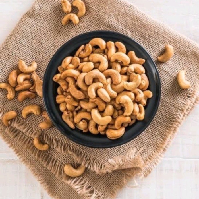 

JTTOP" MEDE PANGGANG 250GR ,CASHEW ROASTED