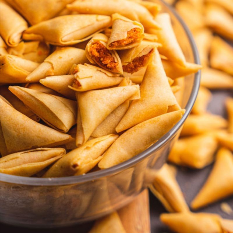 

SAMOSA ABON AYAM PREMIUM SPESIAL SARIKAYA 250gram / SAMOSA KERING ABON AYAM PEDAS MANIS WE!