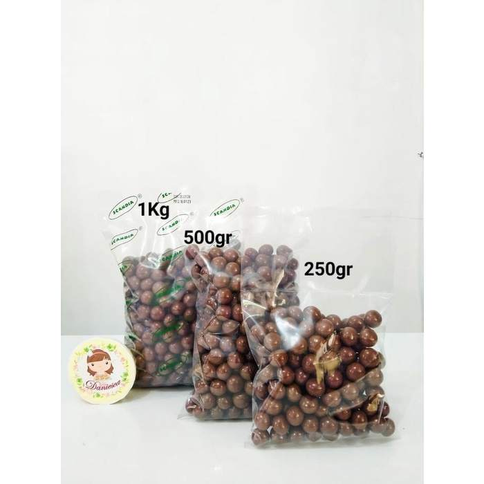 

BARANG TERLARIS .1kg coklat scandia choco biz coklat isi biskuit chocoball chicchoc Chocolate