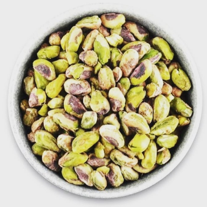 

Pistachio utuh