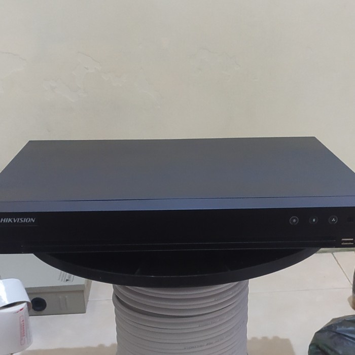dvr hikvision 32ch DS7232hghi-K2