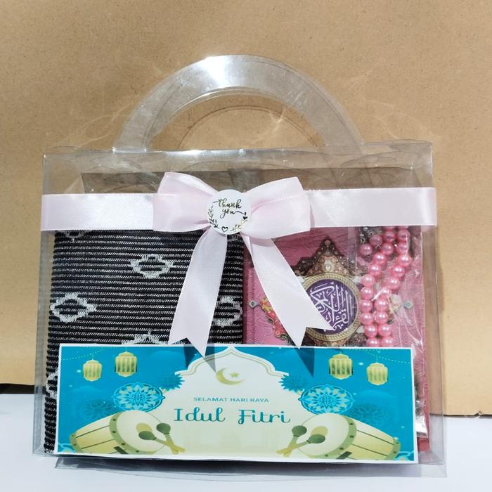 SALE  SOUVENIR HAMPERS KADO AL QURAN SAJADAH +TASBIH OLEH OLEH HAJI UMROH KEMASAN BOX MIKA READYY