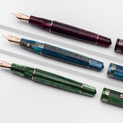 

LEONARDO OFFICINA ITALIANA MOMENTO ZERO REG FOUNTAIN PEN - SILVER TRIM