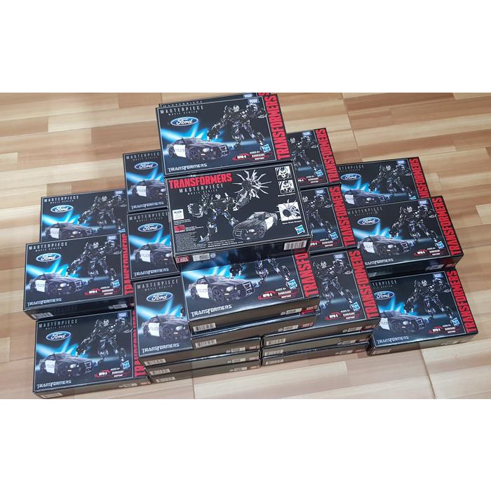 HOT SALE MPM-05 Barricade Transformers Masterpiece Takara Tomy Hasbro Original