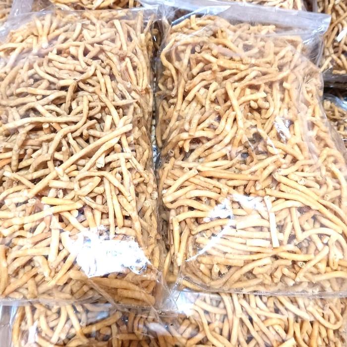 

TERMURAH Stik Bawang 1Kg Gurih Renyah Empuk Snack Stik Bawang Renyah Kue Bawang Stik Camilan Makanan