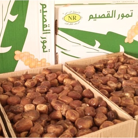 

Lezat- KURMA SUKARI DUS 3KG basah Sukary Al Qosim Sukarri Madinah raja korma