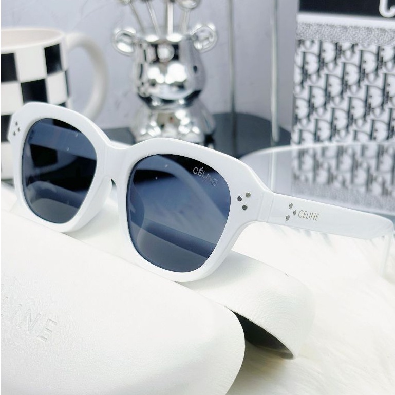 TrendyGaya- Gratis kotak dan kain kacamataKACAMATA HITAM GAYA TRENDI KOREA BINGKAI BESAR PELANGSING