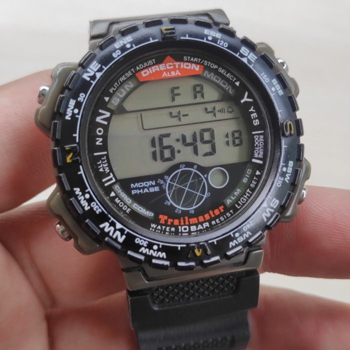 jam bekas merek alba trailmaster *