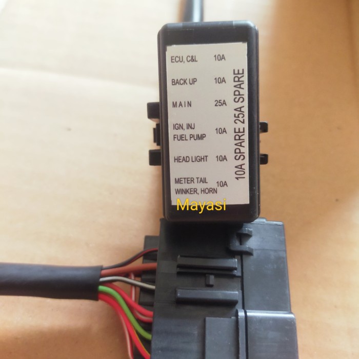 Diskon Box Sekering-Rumah Sekering Vario 125 Old Type Bohlam Lengkap Dg Fuse.