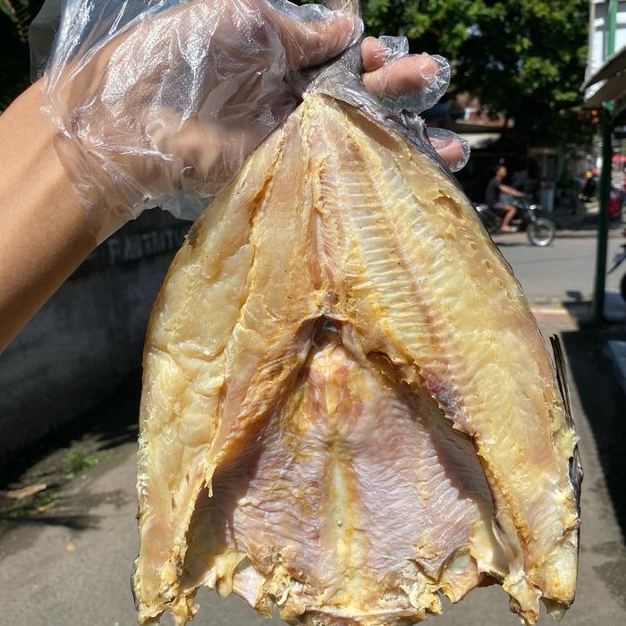 

Ikan asin jambal roti 1/2 kg