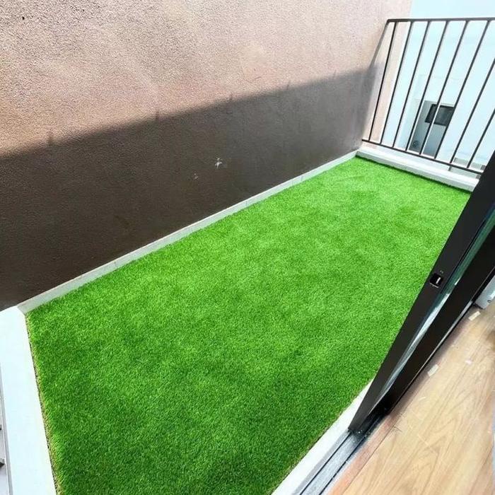 Hot Sale Rumput Sintetis Swiss Premium 3Cm 1 X 4 Meter /Rumput Sintetis Swiss /Rumput Sintetis Murah