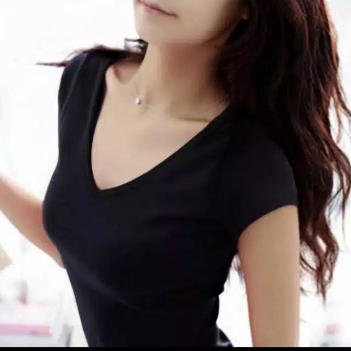 KAOS POLOS WANITA MODEL KETAT.. NGEPRESS.. LEHER VIE.. BAHAN ADEM.