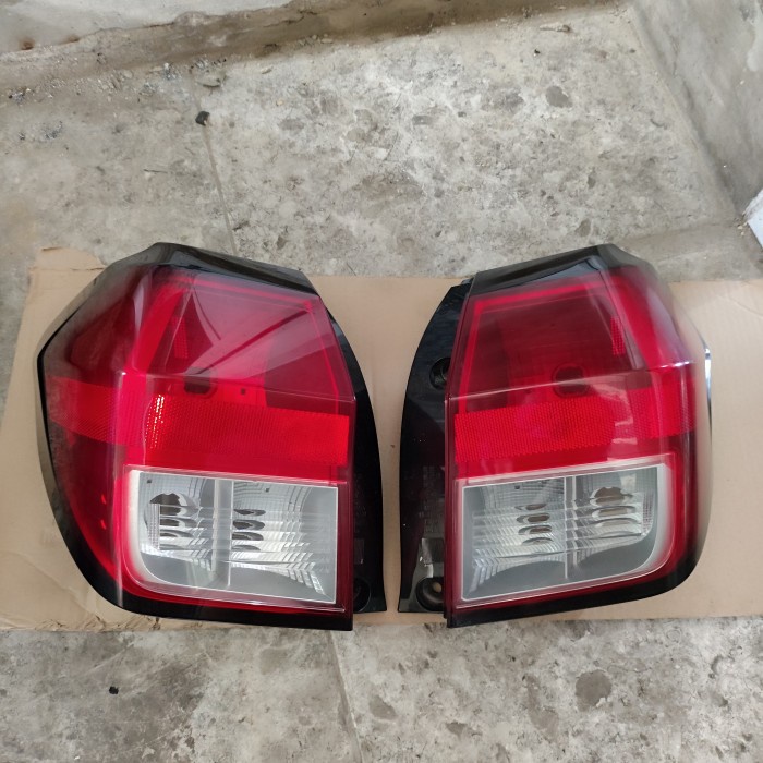 stoplamp lampu belakang Daihatsu Ayla 2023 2024 original.
