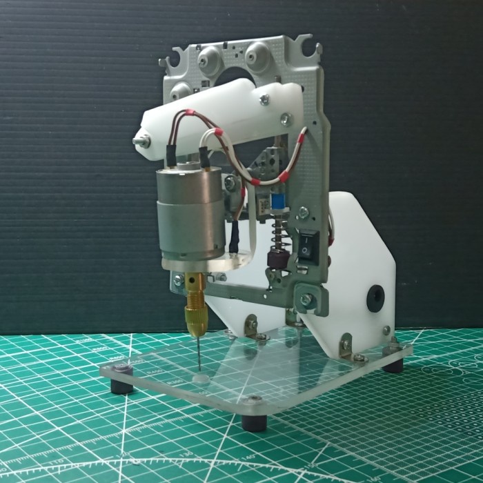 TERLARIS Bor duduk mini