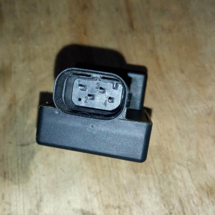 Modul Sensor F Auc Bmw E60 E65 E66 Seri 7 (Copotan)