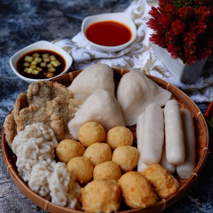 

Kuliner.Kita Pempek Ikan Tenggiri Mix 40Pcs