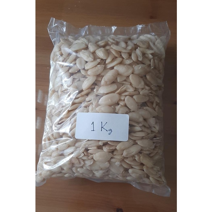 

Kuliner.Kita Kacang Kenari 1 Kg