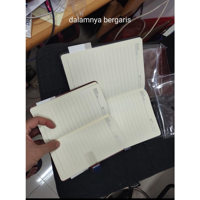

```````] notebook agenda 210 25K adam 100 lembar magnet 14.5x21.5 cm