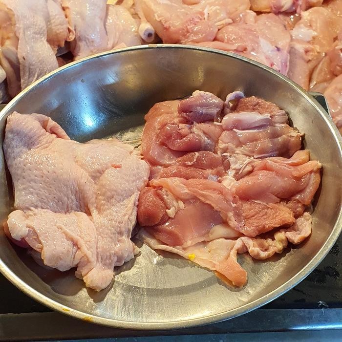 

Kirim,HariYgSama- Bonless Paha Kulit Chicken Leg Boneless With Skin Fresh