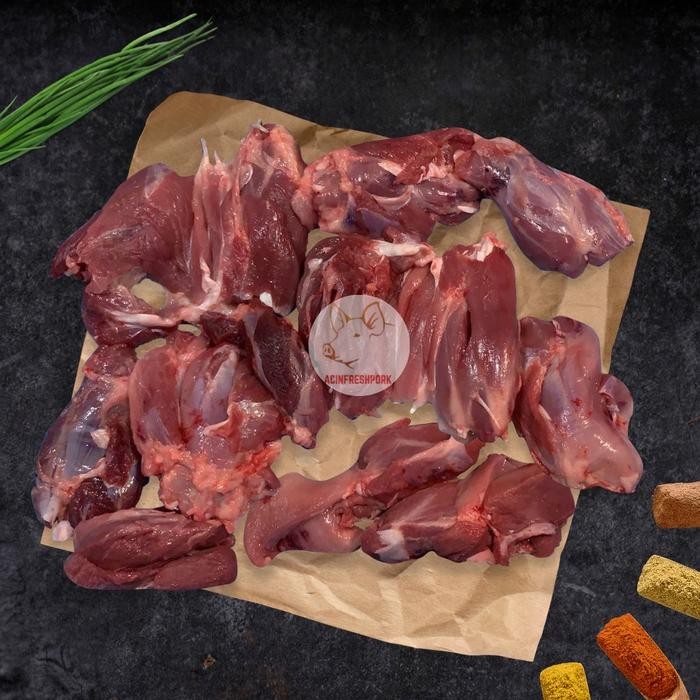 

Kirim,HariYgSama- SENGKEL BABI SPESIAL 1/2 KG