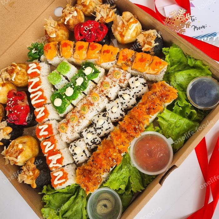 

Kirim,HariYgSama- Hampers gift sushi platter