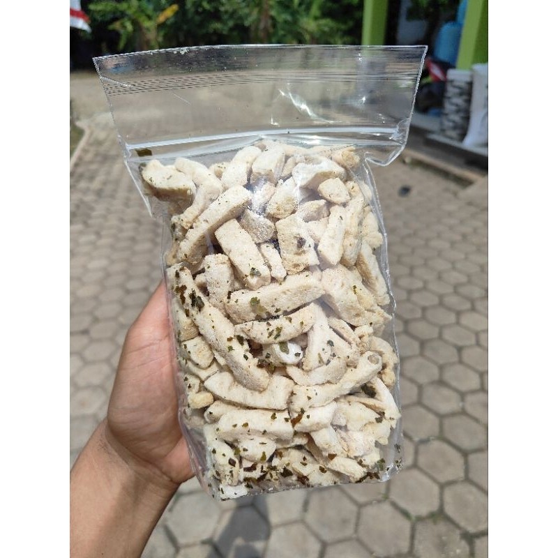 

Sajiandapur Basreng Asin Daun Jeruk 250Gr Renyah Gurih