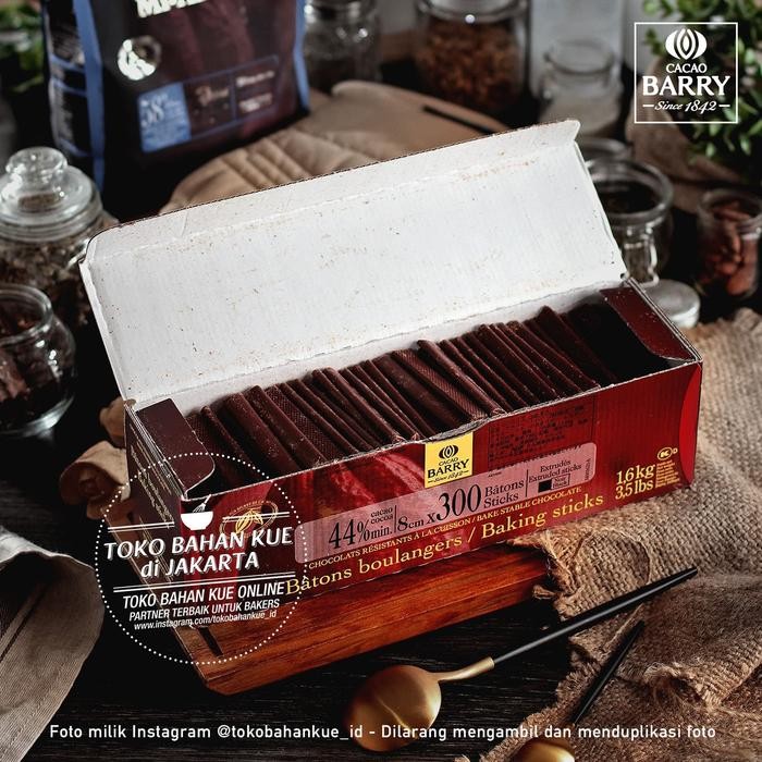 

Cacao Barry - Baking Stick 44% 100gr Dark Chocolate Batons Sticks