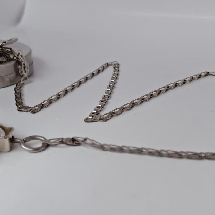 

Yoyo Id Stainless Perak/Silver