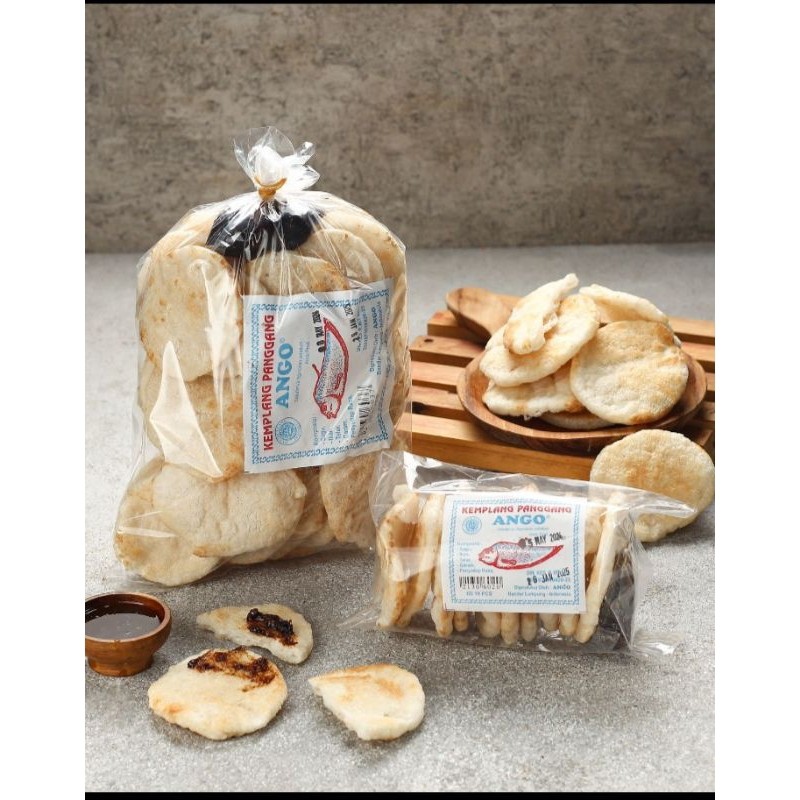 

Cemal Cemil Makyus Kemplang Ango Asli Lampung Kemasan Isi 10 Pcs.Kemplang Panggang Asli Lampung