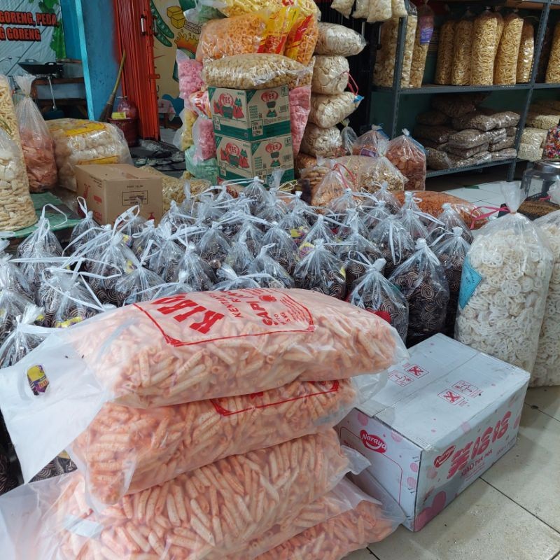 

Cemal Cemil Makyus 1 Bal 1.5Kg Kuping Gajah Coklat Manis Gurih