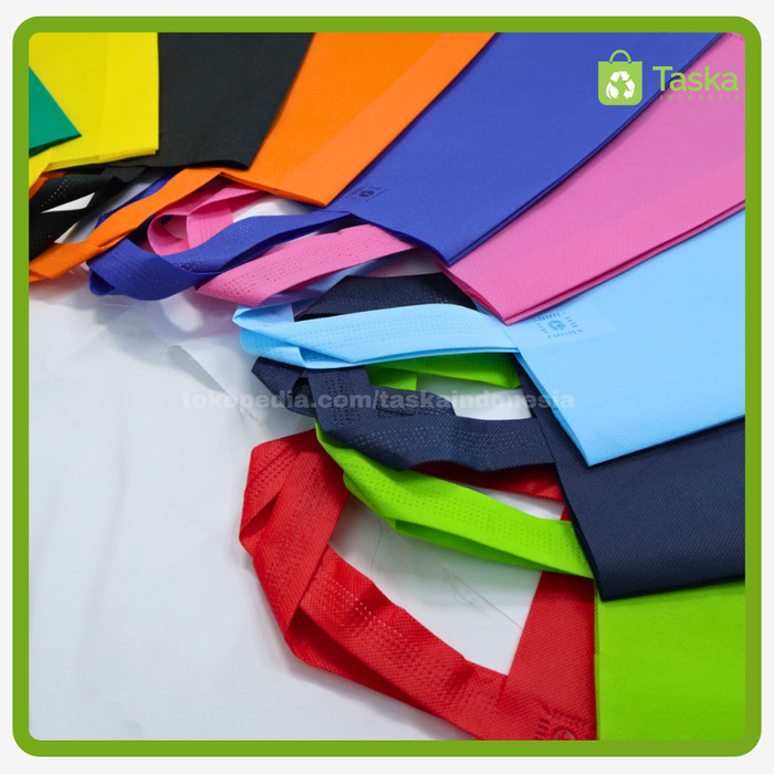 Tukuparty Goodie Bag Spunbond Box 24X24X24 Merah Lusin / Tas Spunbond Polos