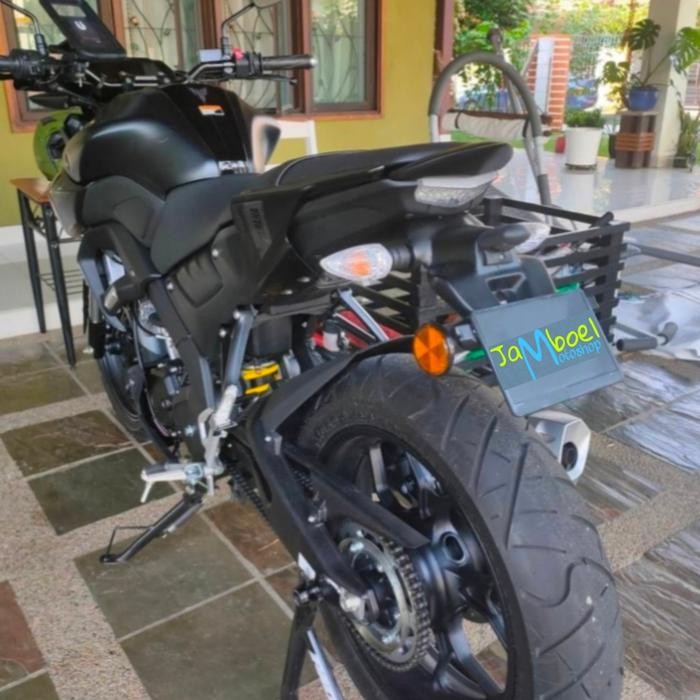 Spakbor belakang mt15