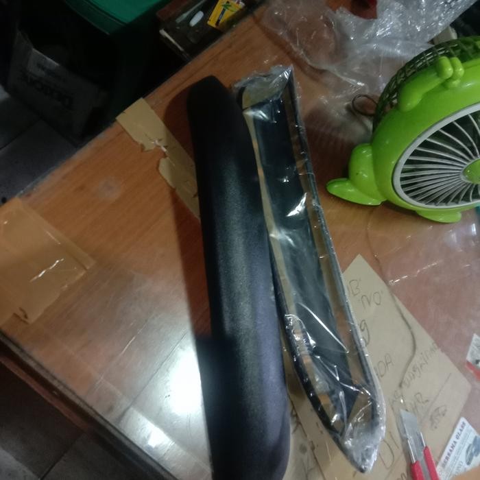Karet Pengaman Bumper Rush Terios Lama