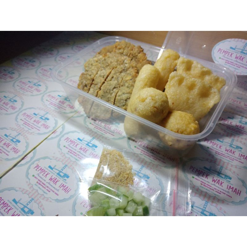 

PEMPEK PALEMBANG / PEMPEK PAKET I ISI 8PCS / PEMPEK IKAN TENGGIRI ASLI PALEMBANG / PEMPEK PALEMBANG