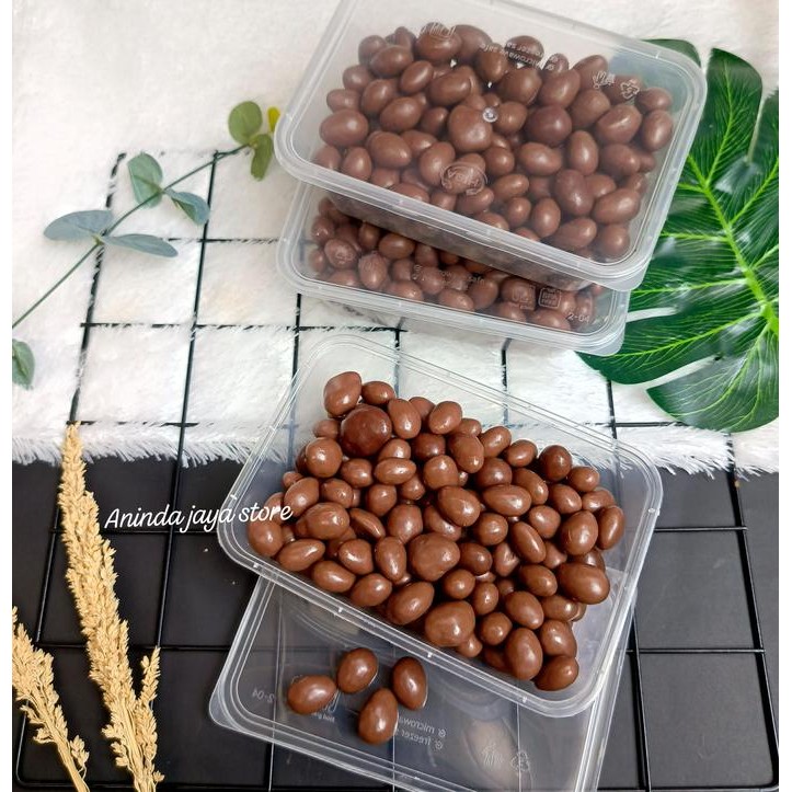 

COKLAT DELFI ALMOND RIJEK 500gr COKLAT MEDE DRAGEES 500gr COKELAT 500GR