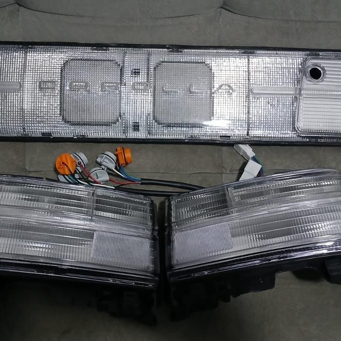 PREMIUM set lampu belakang garnish albino ae101 great corolla