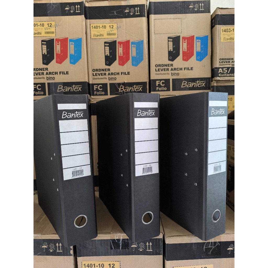 

Ordner Bantex 1401 Folio Economic Hitam 1 LUSIN (12 pcs)