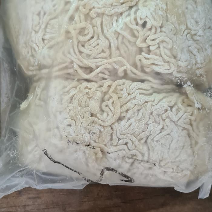 

BAKMI KERITING HOMEMADE