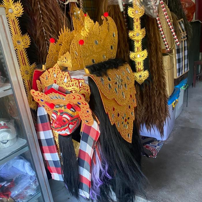 

Barong Ukudan Barong Cat Ukudan