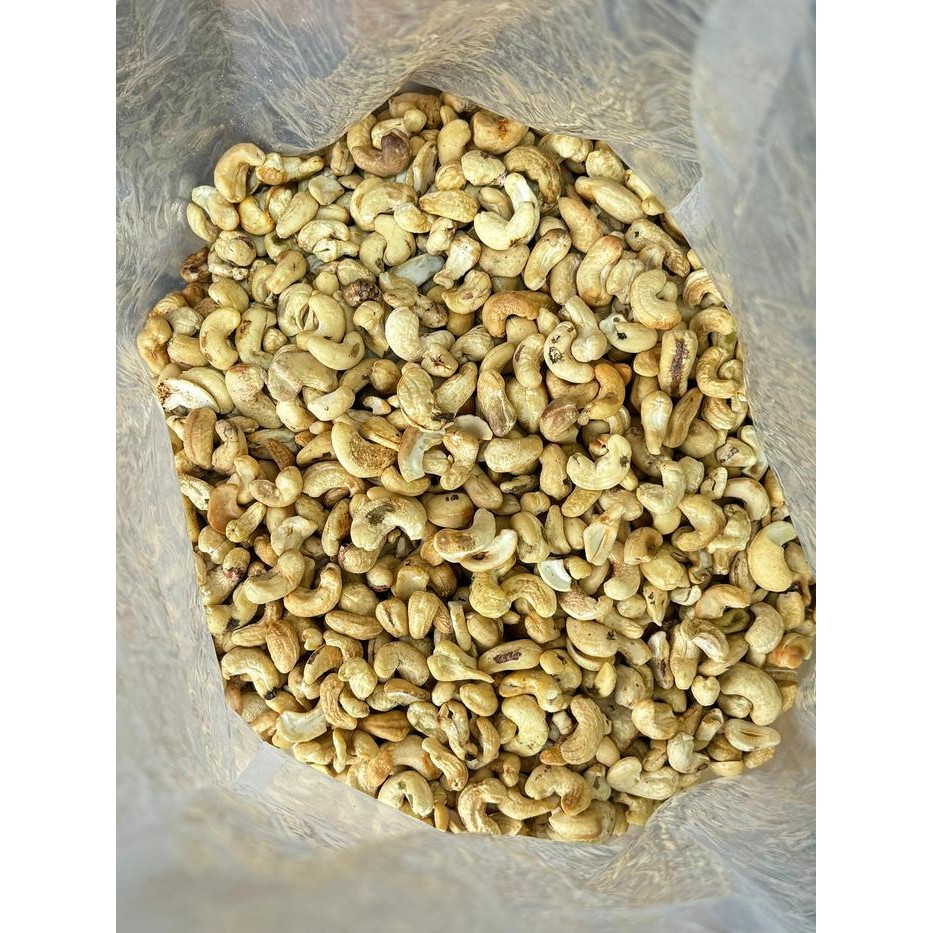 

PastikanTerjaminMutunya- 1KG KACANG MEDE MENTAH SULAWESI SUPER / GROSIR METE MENTAH MURAH