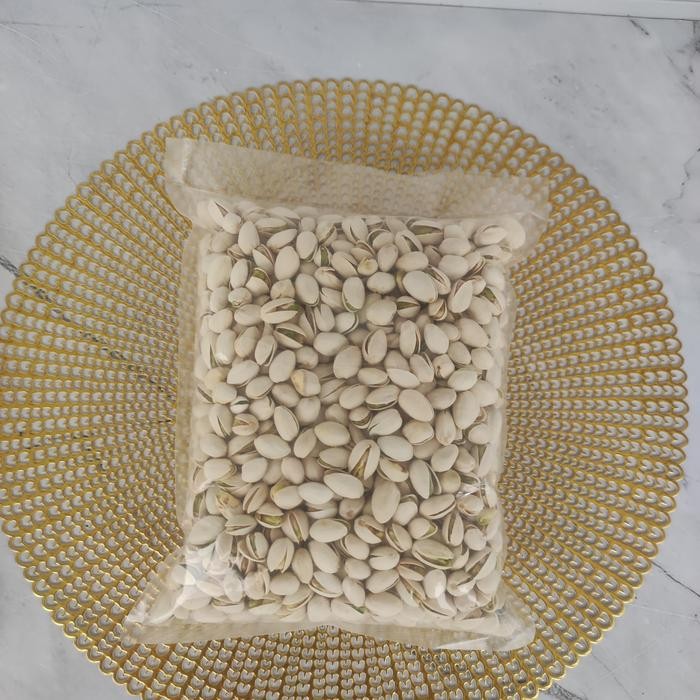 

PastikanTerjaminMutunya- kacang pistachio 1kg fustuk rosted salty pistachio gurih