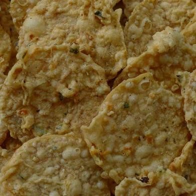 

PastikanTerjaminMutunya- keripik tempe berat 1/2 kg(500 g)