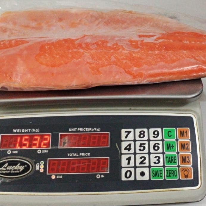 

PastiFreShNya- salmon fillet trouth 1loin